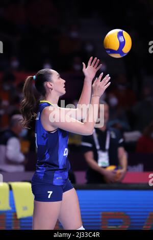 ANKARA, TÜRKEI - 18. DEZEMBER 2021: Cansu Cetin in Fenerbahce Opet gegen Vakifbank Halbfinalspiel der FIVB Volleyball Womens Club World Championship Stockfoto