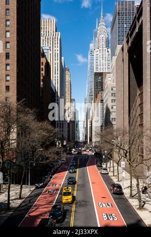 East 42. Street aus Sicht der Tudor City Overpass, NYC, USA, 2022 Stockfoto