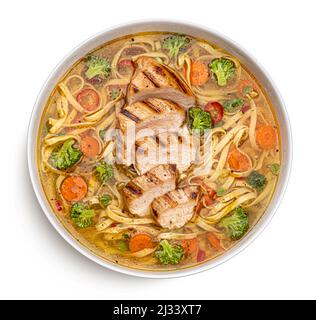 Fettuccine Nudeln mit gegrilltem Hähnchen, Draufsicht Stockfoto