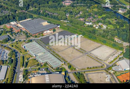 Luftbild, Einkaufszentrums Centro Oberhausen und Parkhaus Alte Walz in der König-Pilsener-ARENA in Borbeck, Oberhausen, Ruhr Stockfoto