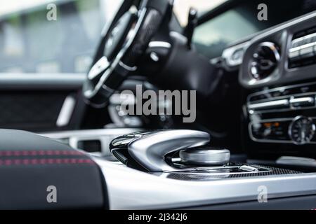 Slowenien, Ljubljana - Juli 5 2021: Schwarzes Mercedes G63 AMG Fahrzeug Stockfoto