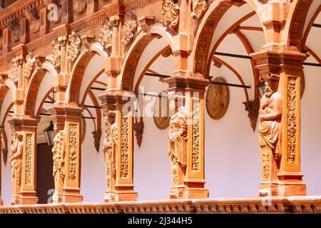 Schloss Schallaburg; Laubengang, Terrakotta-Arkaden Stockfoto