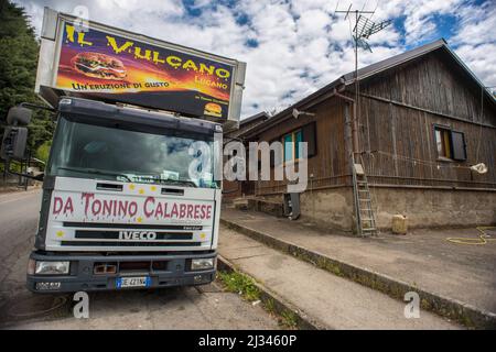 Potenza, Italien 08/04/2017: Bucaletto-Nachbarschaft, provisorische Wohnhäuser nach dem Erdbeben in Irpinia 1980. Mit über 2 Einwohnern. © Andrea Sabbadini Stockfoto