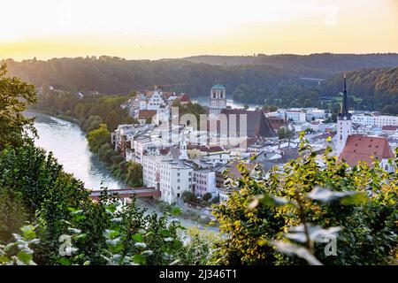 Wasserburg am Inn; Altstadt; Blick vom wunderschönen Aussichtspunkt Stockfoto