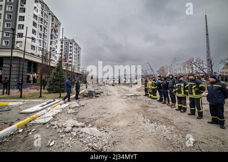 Bucha, Dekorationen der Komponenten des integrierten Militär- und Rettungssystems, im Bild 5.4.2022 (CTK Photo/Vojtech Darvik Maca) Stockfoto