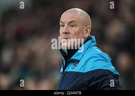 Mark Warburton Manager von Queens Park Rangers schaut auf Stockfoto