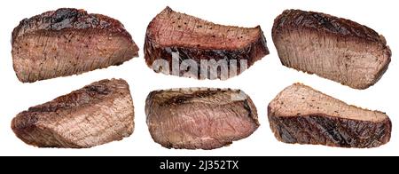 Gegrilltes Rindfleisch auf weißem Hintergrund isoliert Stockfoto