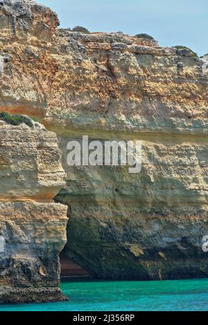 Klippen östlich des Strandes Praia de Benagil. Algarve-Portugal-185 Stockfoto