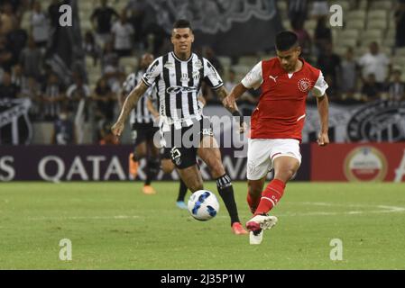 Fortaleza, Brasilien. 05. April 2022. Action während des Fußballspiels Copa Sudamericana zwischen Ceara und Independiente in der Arena Castelao, Fortaleza, Brasilien. Caior Rocha/SPP Credit: SPP Sport Press Photo. /Alamy Live News Stockfoto