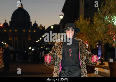 Rom, Italien. 05. April 2022. Fiordaliso besucht den schwarzen Teppich von Laura Pausini Piacere di conoscerti Amazon Prime Film im Auditorium della Conciliazione. Kredit: SOPA Images Limited/Alamy Live Nachrichten Stockfoto