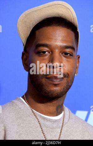 Los Angeles, California, USA 5.. April 2022 Rapper/Schauspieler Kid Cudi besucht Paramount PICTURS LA Premiere von 'Sonic 2: The Hedgehog' im Regency Village Theatre am 5. April 2022 in Los Angeles, Kalifornien, USA. Foto von Barry King/Alamy Live News Stockfoto