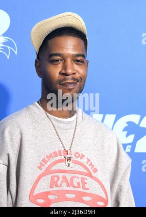 Los Angeles, California, USA 5.. April 2022 Rapper/Schauspieler Kid Cudi besucht Paramount PICTURS LA Premiere von 'Sonic 2: The Hedgehog' im Regency Village Theatre am 5. April 2022 in Los Angeles, Kalifornien, USA. Foto von Barry King/Alamy Live News Stockfoto