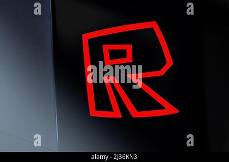 Roblox Editorial. Illustratives Foto für Nachrichten über Roblox - eine Online-Spielplattform und ein System zur Spieleerstellung Stockfoto