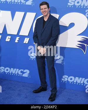 Los Angeles, USA. 05. April 2022. Jeff Fowler kommt bei der SONIC THE IGEL 2 Los Angeles Premiere im Regency Village Theater in Westwood, CA am Dienstag, dem 5. April 2022. (Foto: Sthanlee B. Mirador/Sipa USA) Quelle: SIPA USA/Alamy Live News Stockfoto