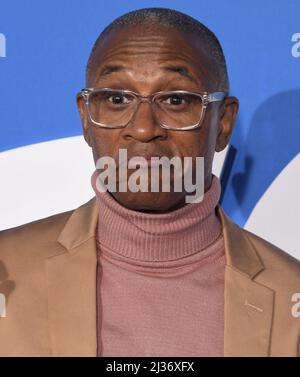 Los Angeles, USA. 05. April 2022. Tommy Davidson kommt bei der SONIC THE IGEL 2 Los Angeles Premiere im Regency Village Theatre in Westwood, CA am Dienstag, 5. April 2022. (Foto: Sthanlee B. Mirador/Sipa USA) Quelle: SIPA USA/Alamy Live News Stockfoto