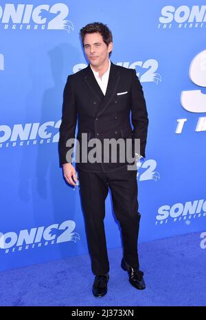 LOS ANGELES, CA - 05. APRIL: James Marsden nimmt an der Premiere von „Sonic the Hedgehog 2“ in Los Angeles am 05. April im Regency Village Theatre Teil. Stockfoto
