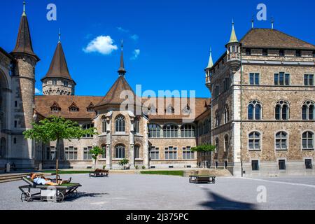 Fassade des Schweizerischen Nationalmuseums oder Landesmuseum, entworfen von Christ & Gantenbein im Jahr 2016, Zürich, Schweiz Stockfoto