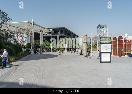 Dubai Vereinigte Arabische Emirate März 22 2022 Dubai International Expo 2020 Besucher am Tag Stockfoto