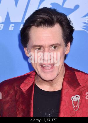 Los Angeles, Ca. 05. April 2022. Jim Carrey nimmt an der Premiere von „Sonic the Hedgehog 2“ in Los Angeles am 05. April 2022 im Regency Village Theatre in Los Angeles, Kalifornien, Teil. Kredit: Jeffrey Mayer/Jtm Fotos/Media Punch/Alamy Live News Stockfoto
