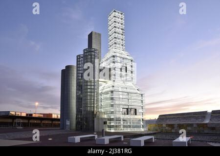 Hejduk Memorial Towers, modernes avantgardistisches Gebäude, entworfen vom Architekten John Hejduk. Das Hotel liegt in Santiago de Compostela Galicia, Spanien. Stockfoto