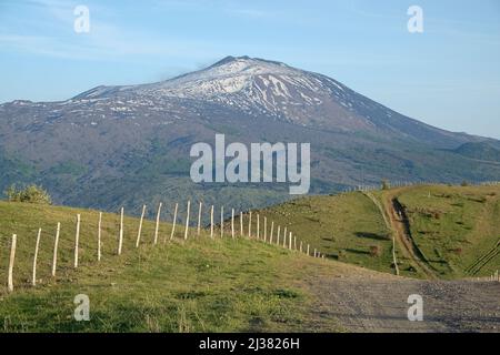 Aktiver Kegel Ätna der höchste Vulkan Europas, Sizilien Stockfoto