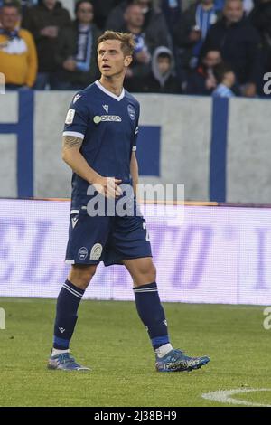 Ferrara, Italien. 05. April 2022. Ferrara (FE), Italia, 5 Aprile, stadio Paolo Mazza, 33Â giornata Campionato Serie BKT 2021/2022, incontro tra le squadre della Spal e del Cosenza Calcio, nella foto: 28 Luca Vido Credit: Independent Photo Agency/Alamy Live News Stockfoto