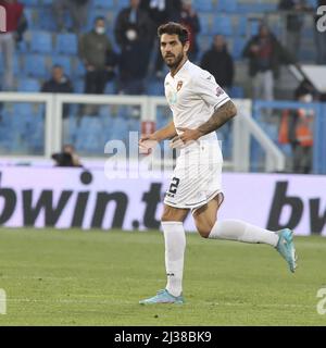 Ferrara, Italien. 05. April 2022. Ferrara (FE), Italia, 5 Aprile, stadio Paolo Mazza, 33Â giornata Campionato Serie BKT 2021/2022, incontro tra le squadre della Spal e del Cosenza Calcio, nella foto: 32 Joaquin Larrivey Credit: Independent Photo Agency/Alamy Live News Stockfoto