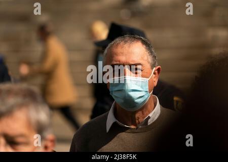 Madrid, Spanien. 06. April 2022. Vorruhestandemonstration vor dem spanischen Parlament. (Foto: Tomas Calle/Pacific Press/Sipa USA) Quelle: SIPA USA/Alamy Live News Stockfoto