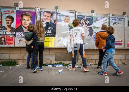 Lyon - Rhone Alpes Auvergne - Frankreich - 06. April 2022 - Ansicht der französischen Kandidaten für die Präsidentschaftswahlen 2022 Stockfoto
