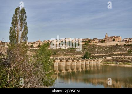 Maderuelo ist ein schönes und mittelalterliches Dorf in der Provinz Segovia, Spanien Stockfoto