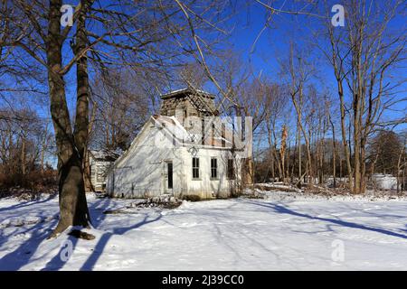 Alte Scheune mit Windmühle Long Island New York Stockfoto