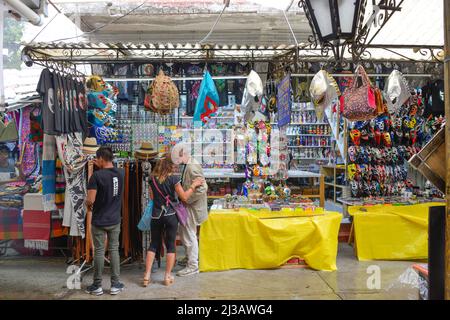 Kunsthandwerkermarkt Mercado De Artesanias La Ciudadela, Mexiko-Stadt, Mexiko Stockfoto