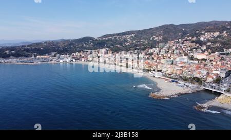 Eine lange Exposition der Gemeinde Varazze in Savona, Ligurien, Italien Stockfoto