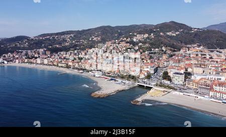 Eine lange Exposition der Gemeinde Varazze in Savona, Ligurien, Italien Stockfoto