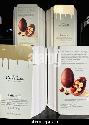 Luxuriöse Schokolade Ostereier von Hotel Chocolat ein britischer Chocolatier. Stockfoto