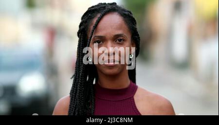 Porträt 40 Jahre alte schwarze Afrikanerin Stockfoto