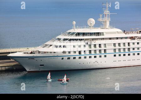 Das Kreuzschiff Star Breeze (ehemals Seabourn Spirit) in Monaco Monte Carlo, Windstar Cruises Stockfoto