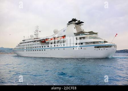 Das Kreuzschiff Star Breeze (ehemals Seabourn Spirit) in Monaco Monte Carlo, Windstar Cruises Stockfoto