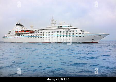 Das Kreuzschiff Star Breeze (ehemals Seabourn Spirit) in Monaco Monte Carlo, Windstar Cruises Stockfoto