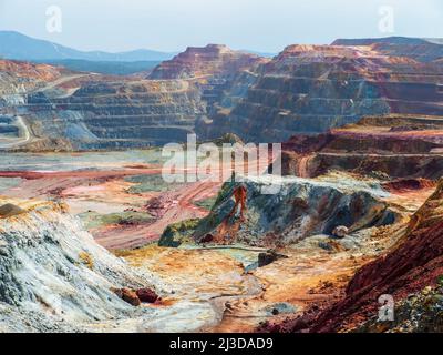 Die Mine Cerro Colorado befindet sich derzeit im Tagebau in Riotinto, Huelva, Spanien. Stockfoto