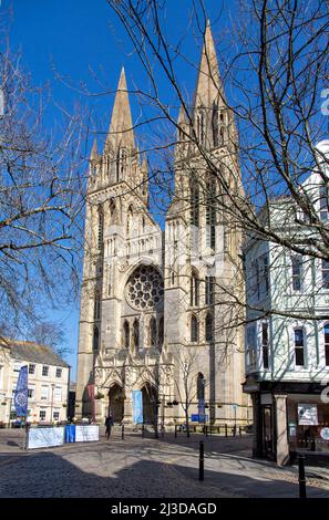 Viktorianische Kathedrale von Truro, nach dem Vorbild französischer gotischer mittelalterlicher Gebäude, Truro, Cornwall Stockfoto
