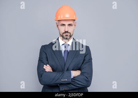 Gestalten Sie Ihre Zukunft. Bauingenieur trägt einen Hut in formalwear. Bauindustrie Stockfoto