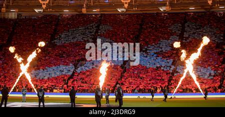 LONDON, GROSSBRITANNIEN. APR 7. London Stadium im Rahmen des UEFA Europa League Quarter Finales zwischen West Ham United und Olympique Lyonnais am Donnerstag, dem 7.. April 2022, im London Stadium, Stratford. (Kredit: Federico Maranesi | MI Nachrichten) Kredit: MI Nachrichten & Sport /Alamy Live Nachrichten Stockfoto