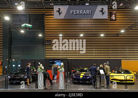 LYON, FRANKREICH, 7. April 2022 : die Lyon Motor Show findet in Eurexpo statt, wo die größten Marken ihre neuen Modelle ausstellen. Stockfoto