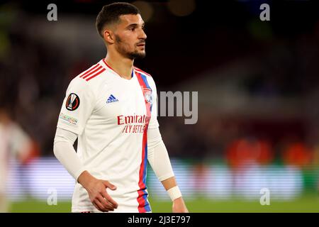 London Stadium, London, Großbritannien. 7. April 2022. Europa League Football West Ham versus Lyon; Houssem Aouar of Lyon Credit: Action Plus Sports/Alamy Live News Stockfoto