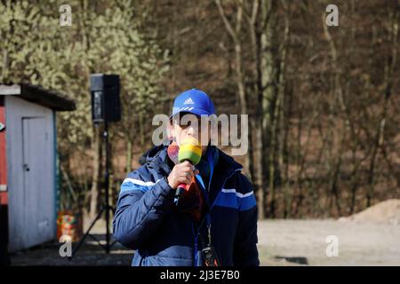 Karl-Heinz Wendorff alias Carl von Breydin beim MÄRKISCHEN WINTERSPORTTAG in der Sparkassen Ski-Arena in Bad Freienwalde. Brandenburg 03.04.2022 xxxMa Stockfoto