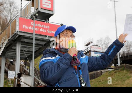 Karl-Heinz Wendorff alias Carl von Breydin beim MÄRKISCHEN WINTERSPORTTAG in der Sparkassen Ski-Arena in Bad Freienwalde. Brandenburg 03.04.2022 xxxMa Stockfoto