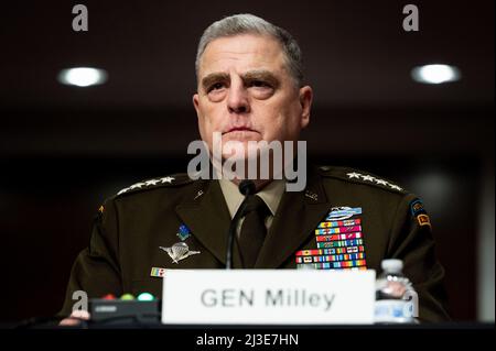 Washington, Usa. 07. April 2022. General Mark Milley, Vorsitzender der Joint Chiefs of Staff, spricht bei einer Anhörung des Ausschusses für bewaffnete Dienste des Senats. Kredit: SOPA Images Limited/Alamy Live Nachrichten Stockfoto