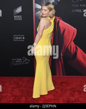 Los Angeles, USA. 07. April 2022. Rhea Seehorn bei der Premiere von AMCs BETTER CALL SAUL Sixth and Final Season, die am Donnerstag, dem 7. April 2022, im Hollywood Legion Theatre in Hollywood, CA, stattfand. (Foto: Sthanlee B. Mirador/Sipa USA) Quelle: SIPA USA/Alamy Live News Stockfoto