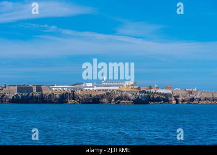 Festung an der Küste oder portugiesischen Stadt Peniche. Stockfoto